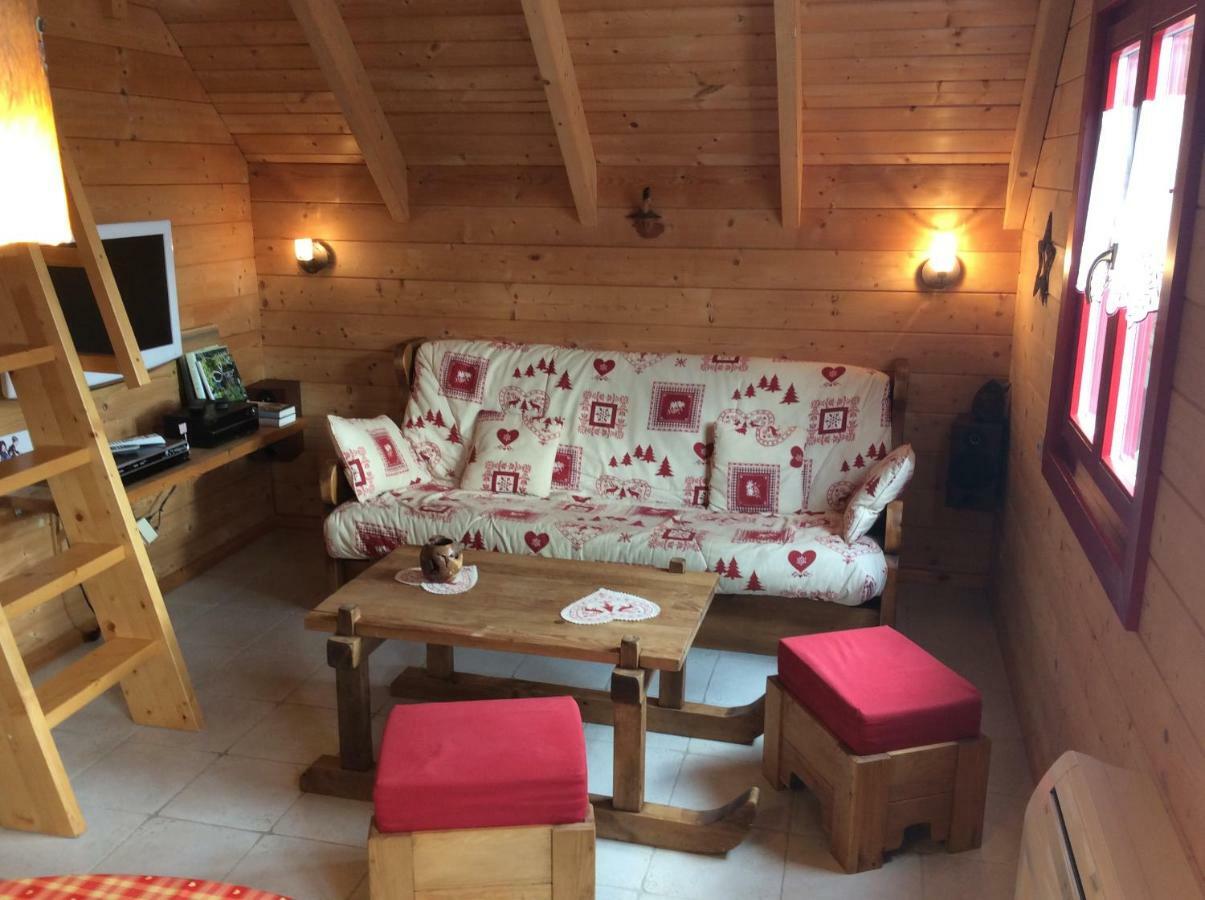 Colline Et Lou Chalet